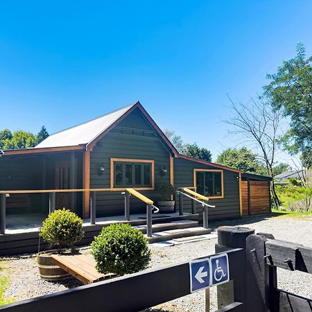 Black Cottage Boutique Acommodation Havelock North Exterior photo